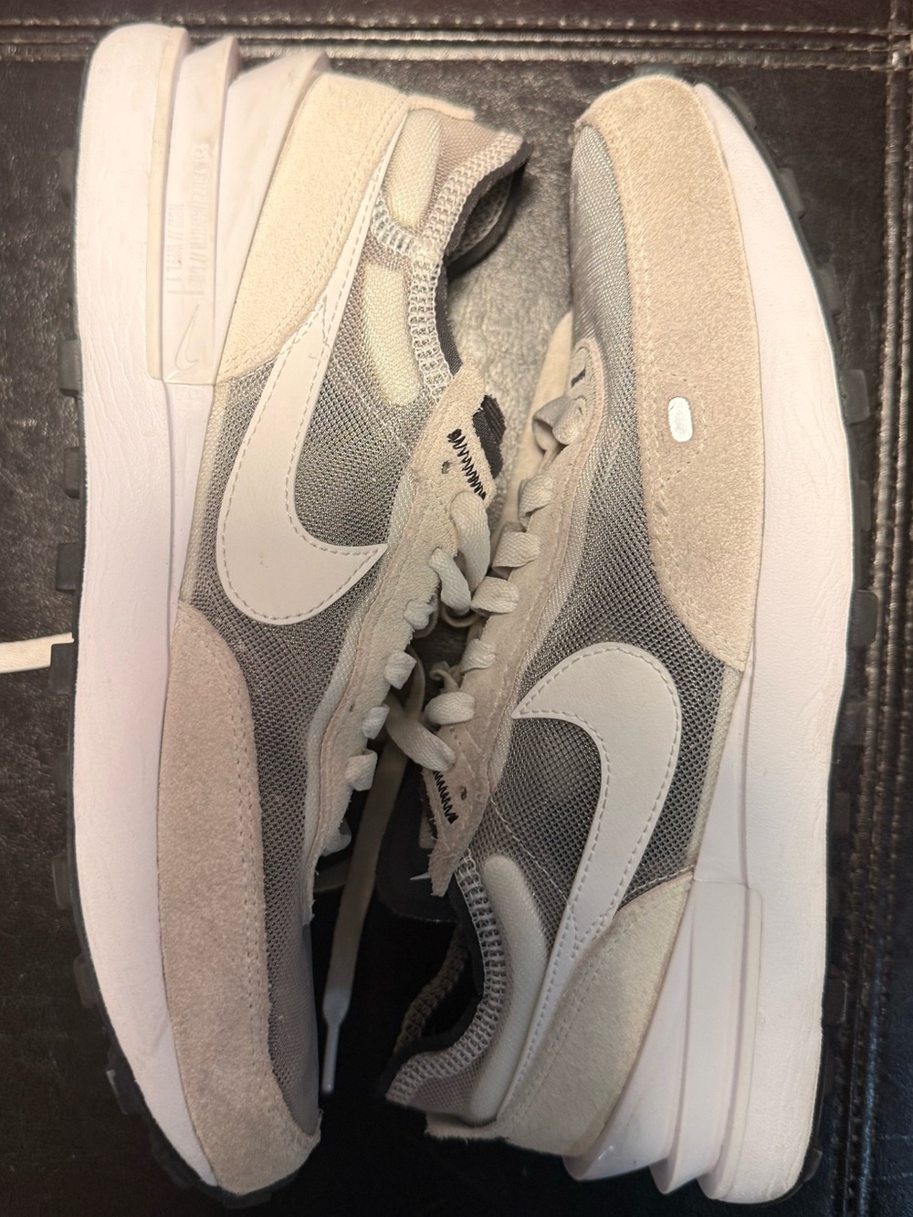 Nike Waffle One Mens Size 8.5 Summit White Running Shoes Athletic Sneakers